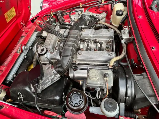 Alfa Romeo Spider view 14