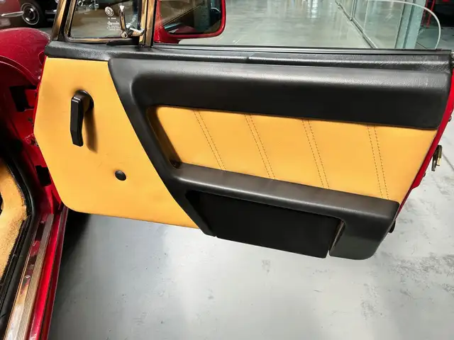 Alfa Romeo Spider view 12