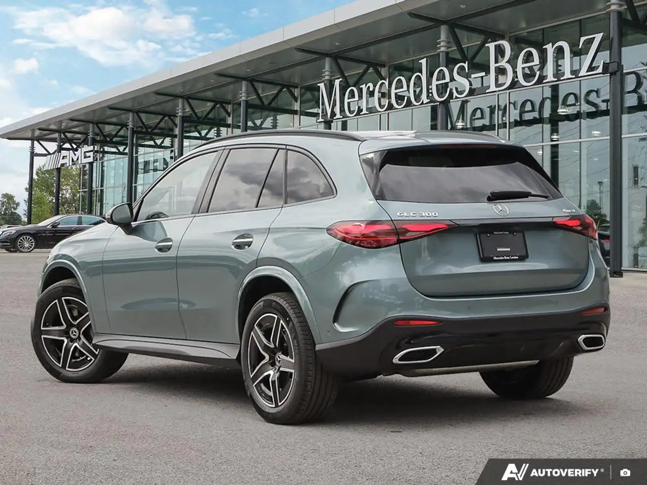 Mercedes-Benz GLC снимка Mercedes-Benz GLC
