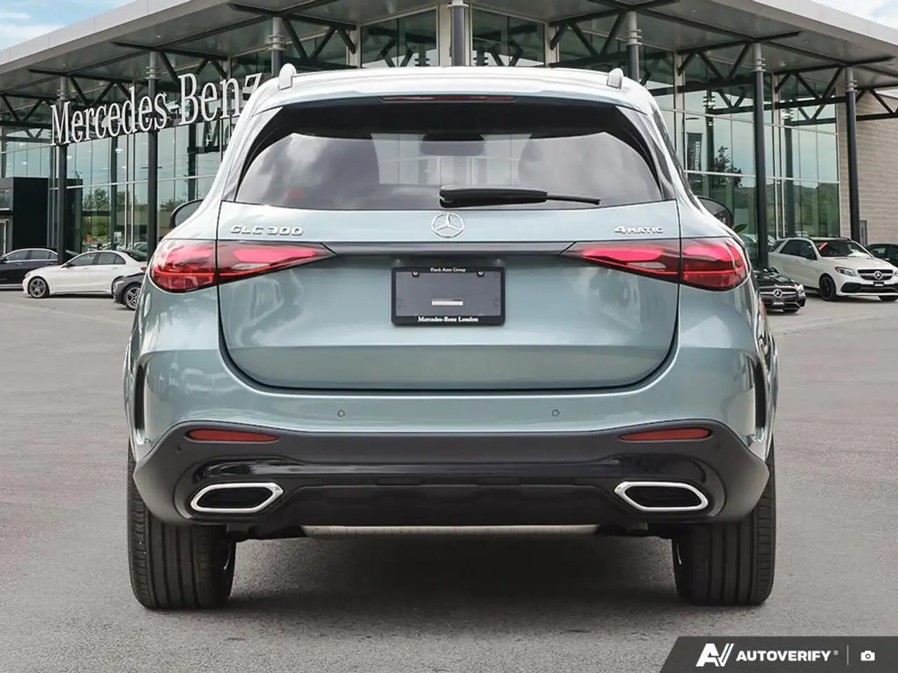 Mercedes-Benz GLC снимка Mercedes-Benz GLC