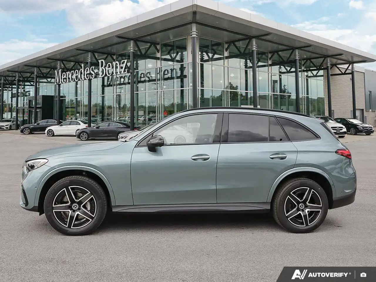 Mercedes-Benz GLC снимка Mercedes-Benz GLC