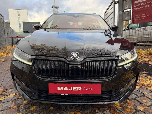 Skoda Superb Combi L&K 4x4*MASSAGE*MEMORY*NAVI*AHK