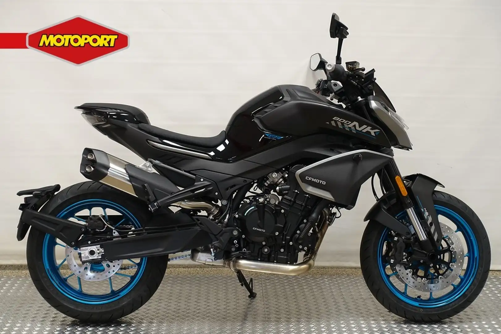 CFMOTO 800 NK Advanced Noir - 1