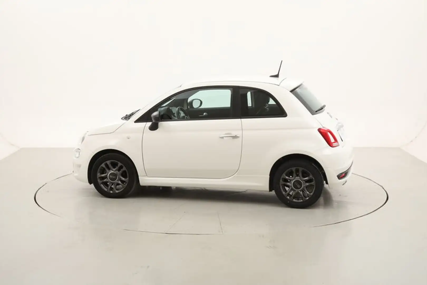 Fiat 500 Hybrid Connect 1.0 Mild Hybrid 70CV Blanco - 2