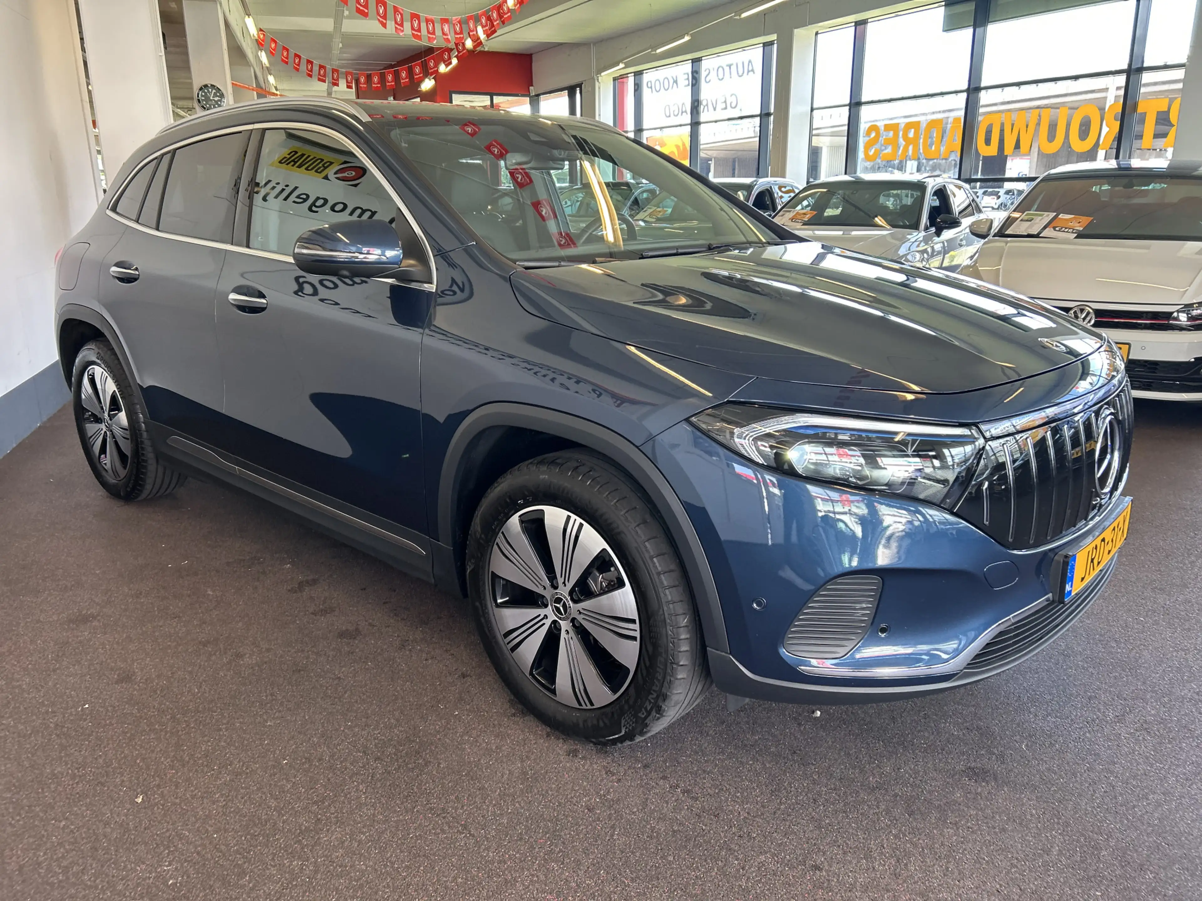 Mercedes-Benz EQA 350 4MATIC Luxury Line 67 kWh Vol Elektrisch | Panoram — photo 9