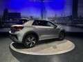 Volkswagen T-Roc 1.5 TSI R-Line Edition *Keyless*Winterpakket*Camer Zilver - thumbnail 3