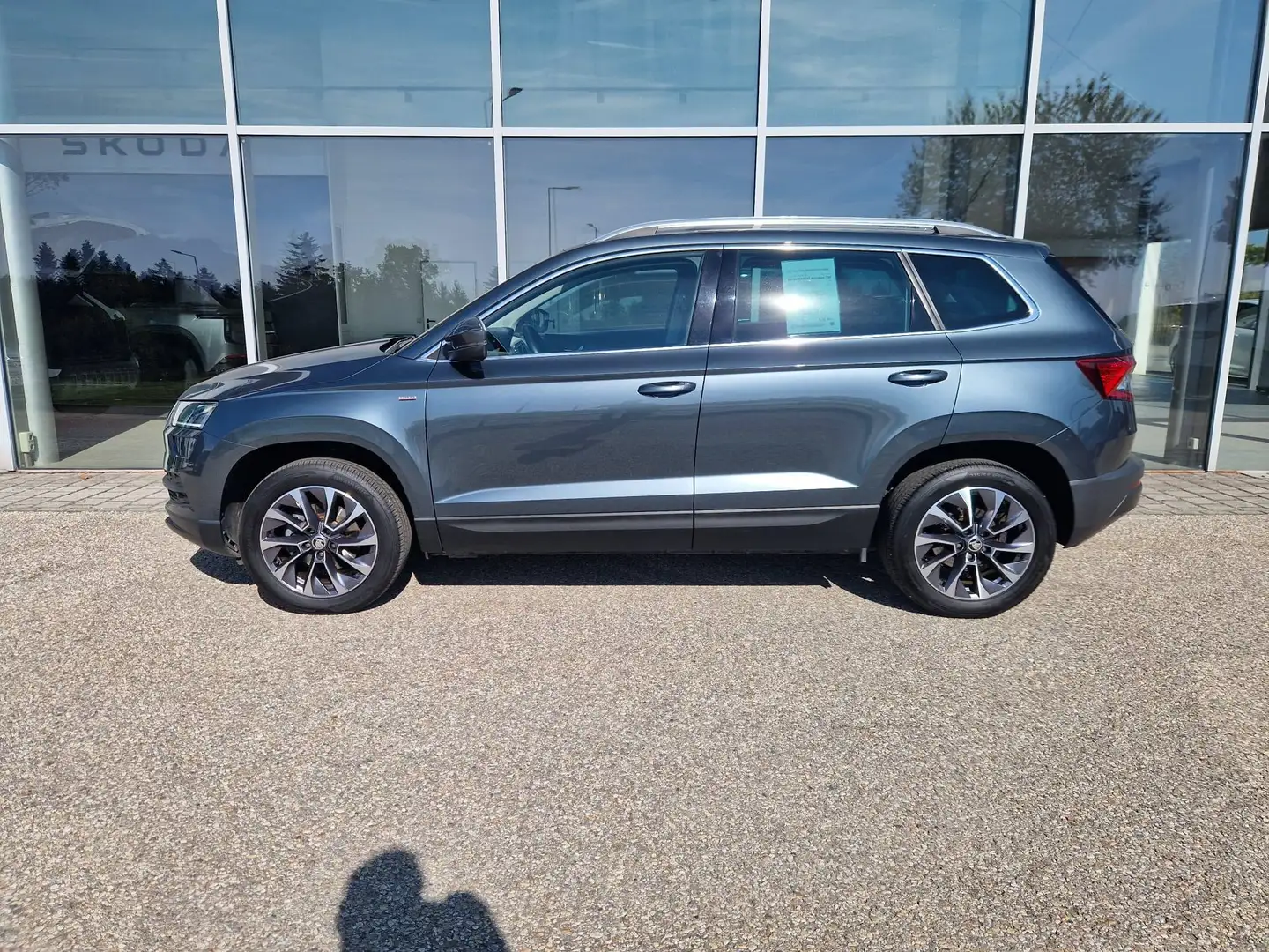 Skoda Karoq Clever Grau - 2