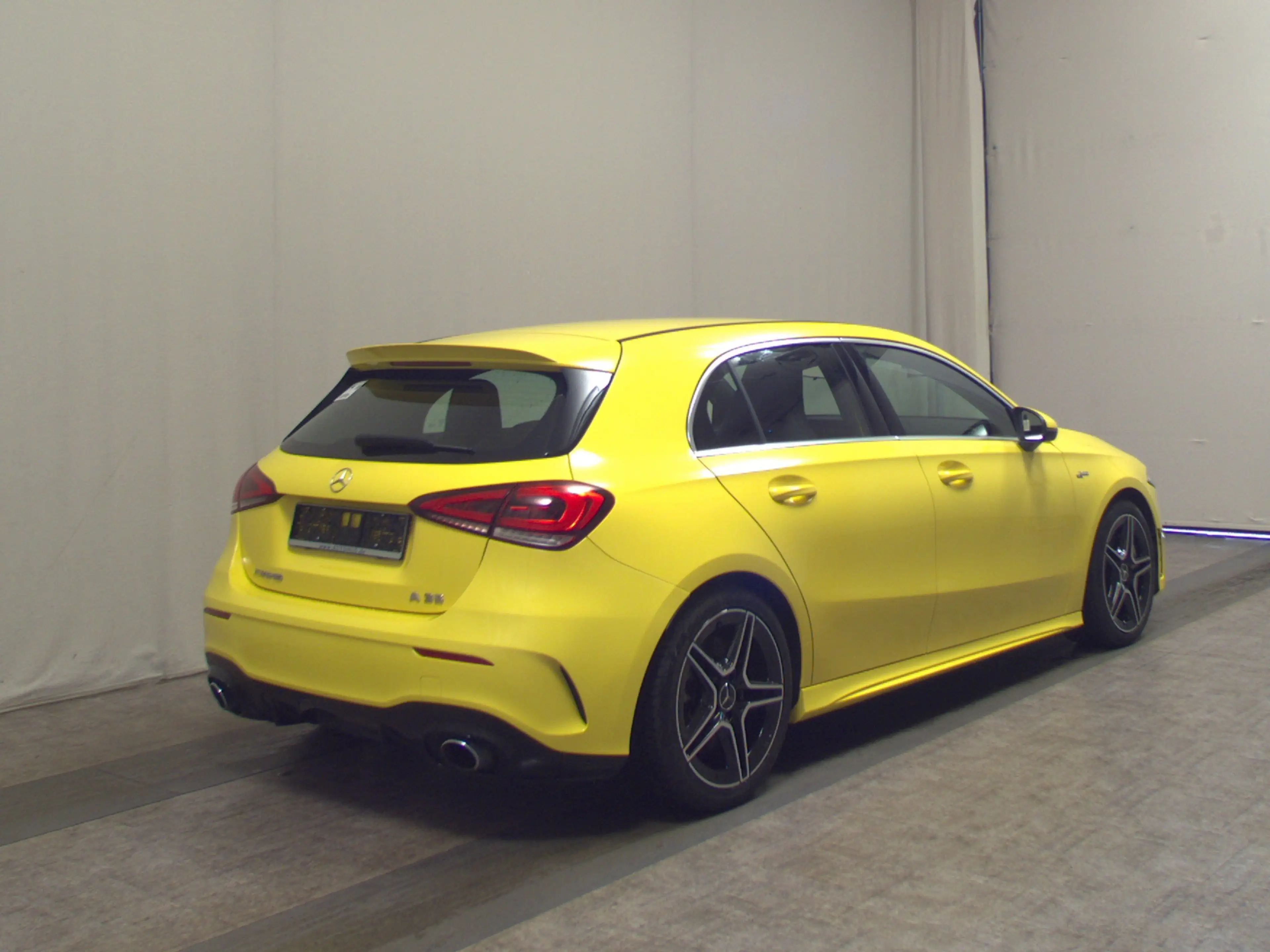 Mercedes-Benz A 35 AMG 4M Navi LED MBUX-AR AHK RFK — photo 4