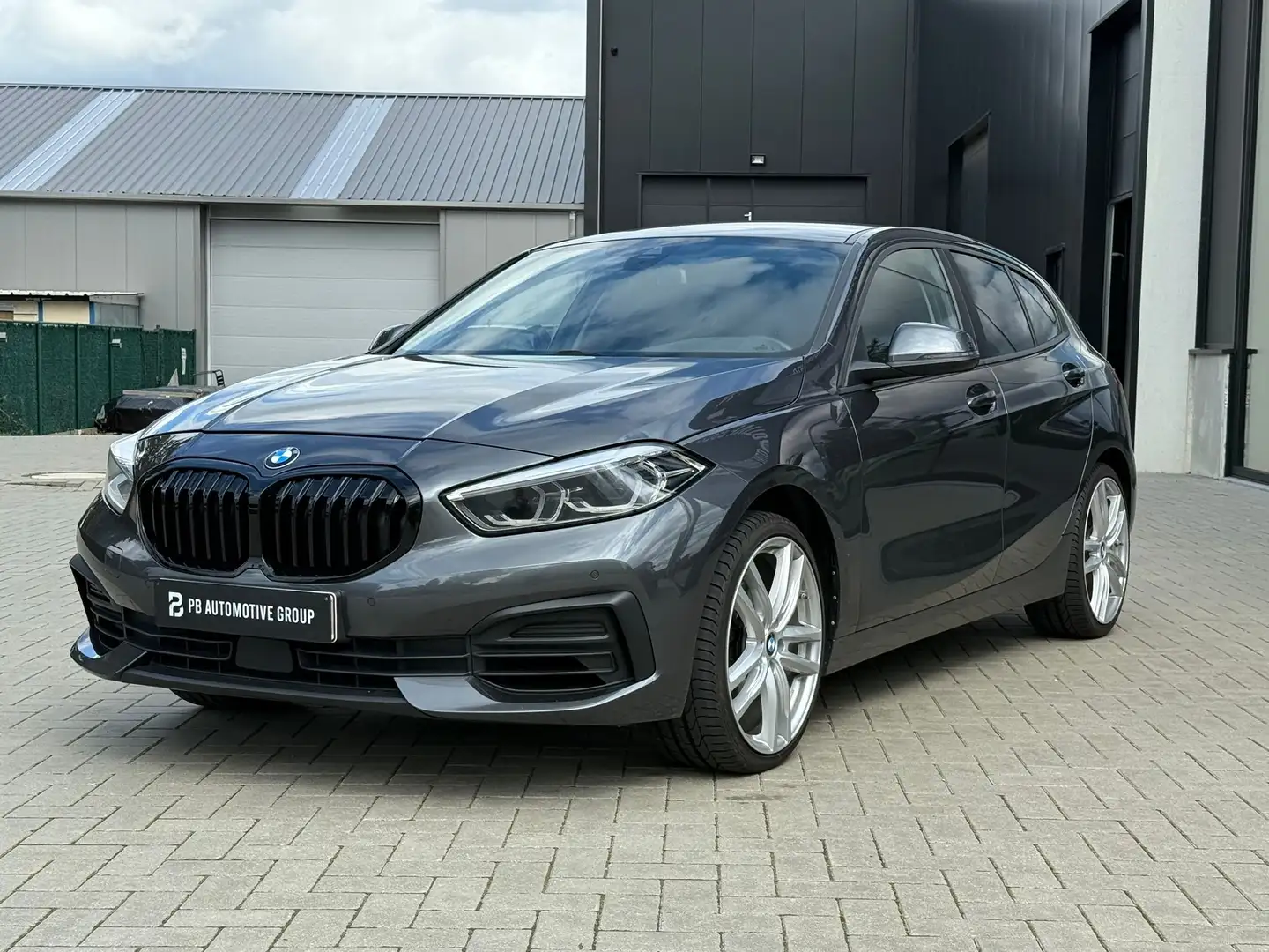 BMW 118 full led-navi-19inch-leder Gris - 2