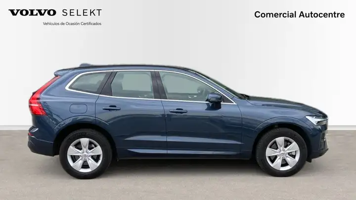 Volvo XC60 2023, foto 5