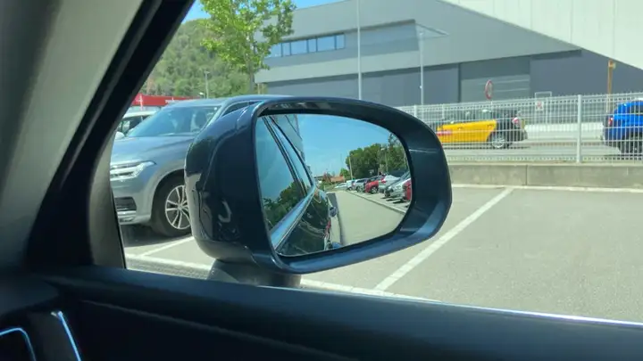 Volvo XC60 2023, foto 20