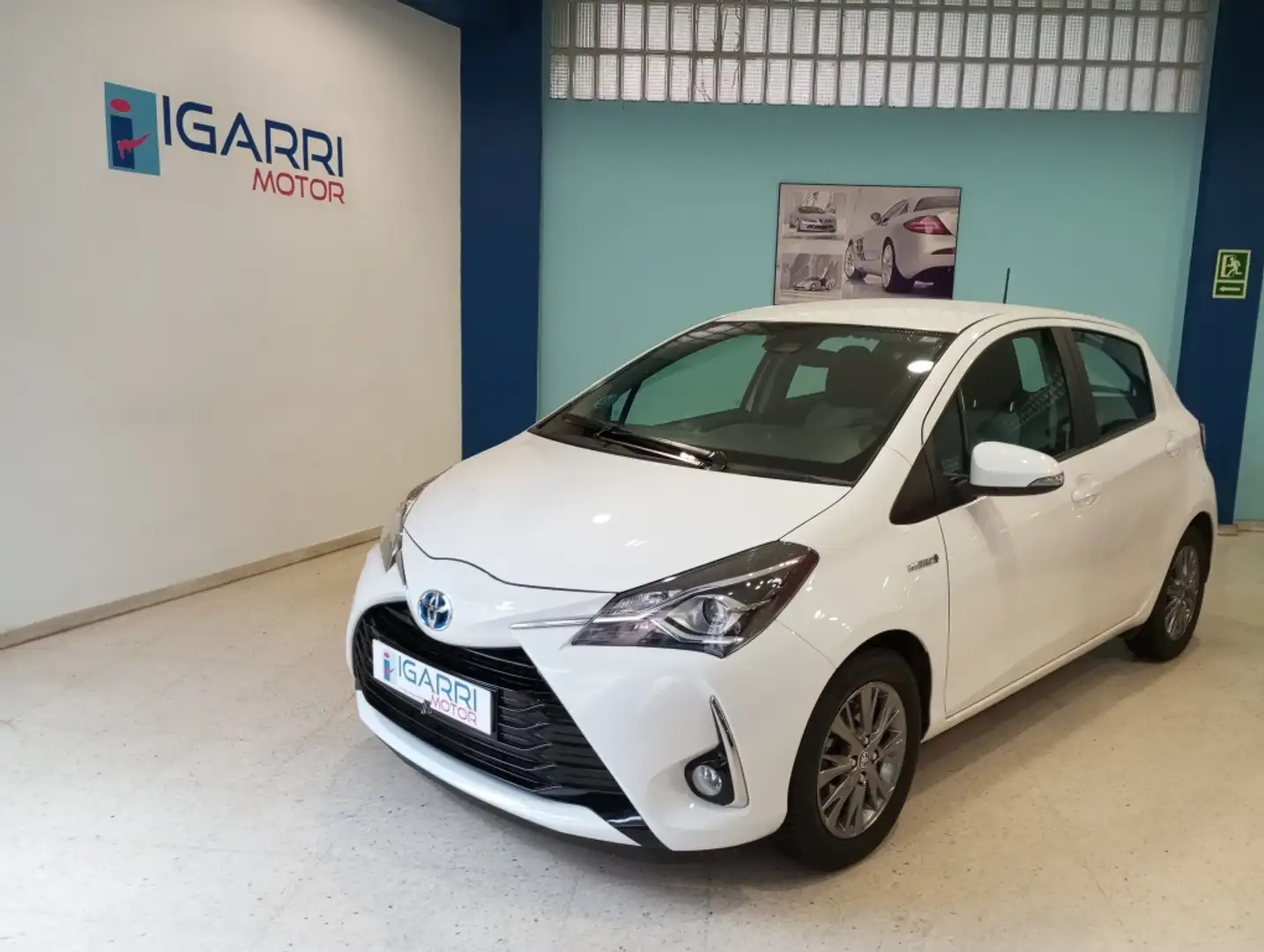 Toyota Yaris 100H 1.5 Active Tech Blanco - 1