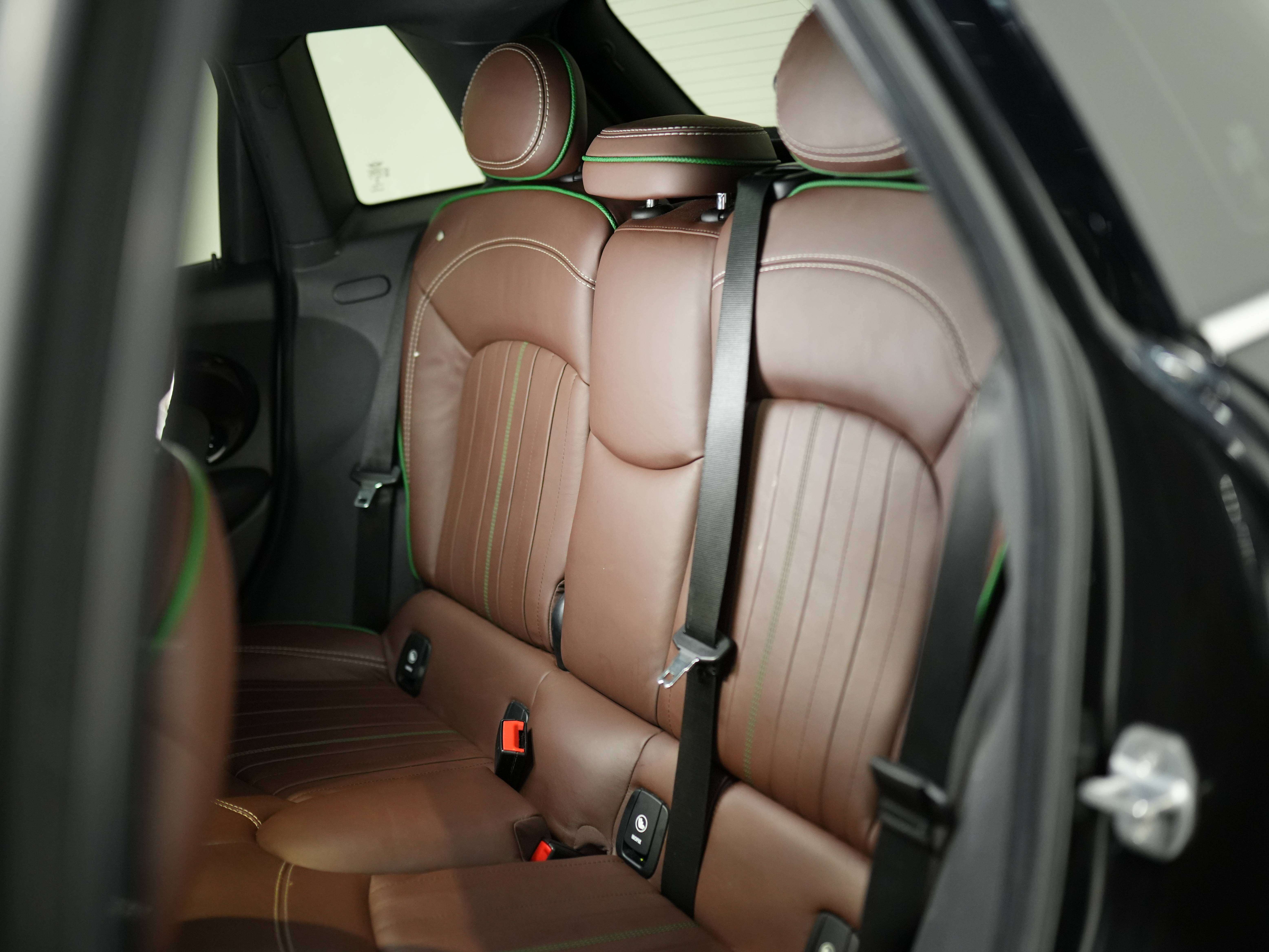 used 2020 MINI 5 Door car, priced at $18,900