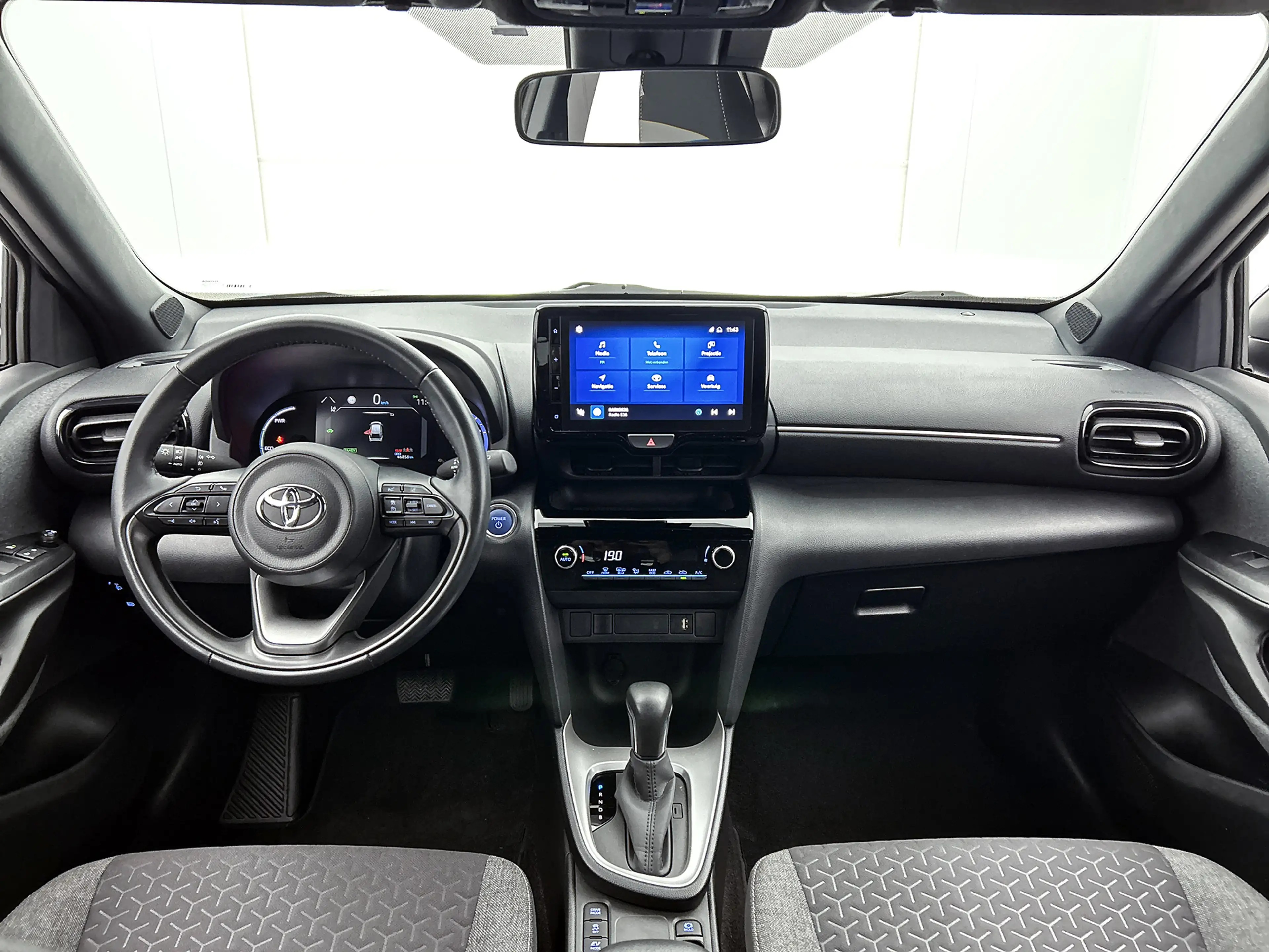 Toyota Yaris Cross 1.5 Hybrid First Edition — photo 5