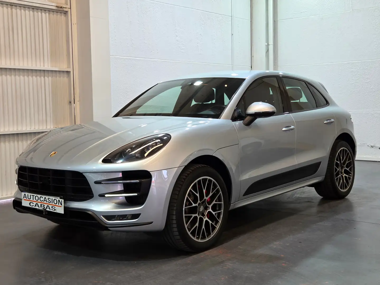 Porsche Macan Turbo Aut. Grigio - 1