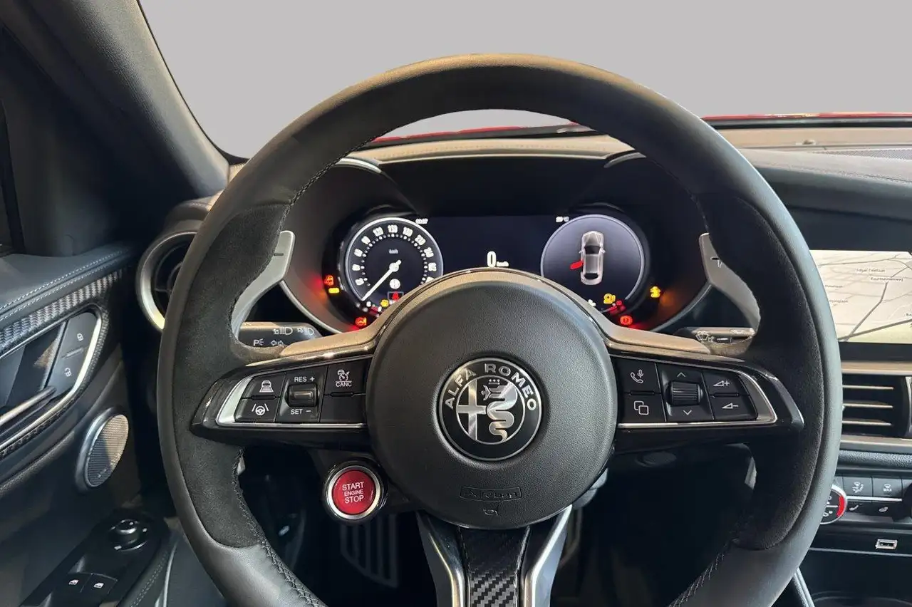 Alfa Romeo Giulia 2026 — фото 12