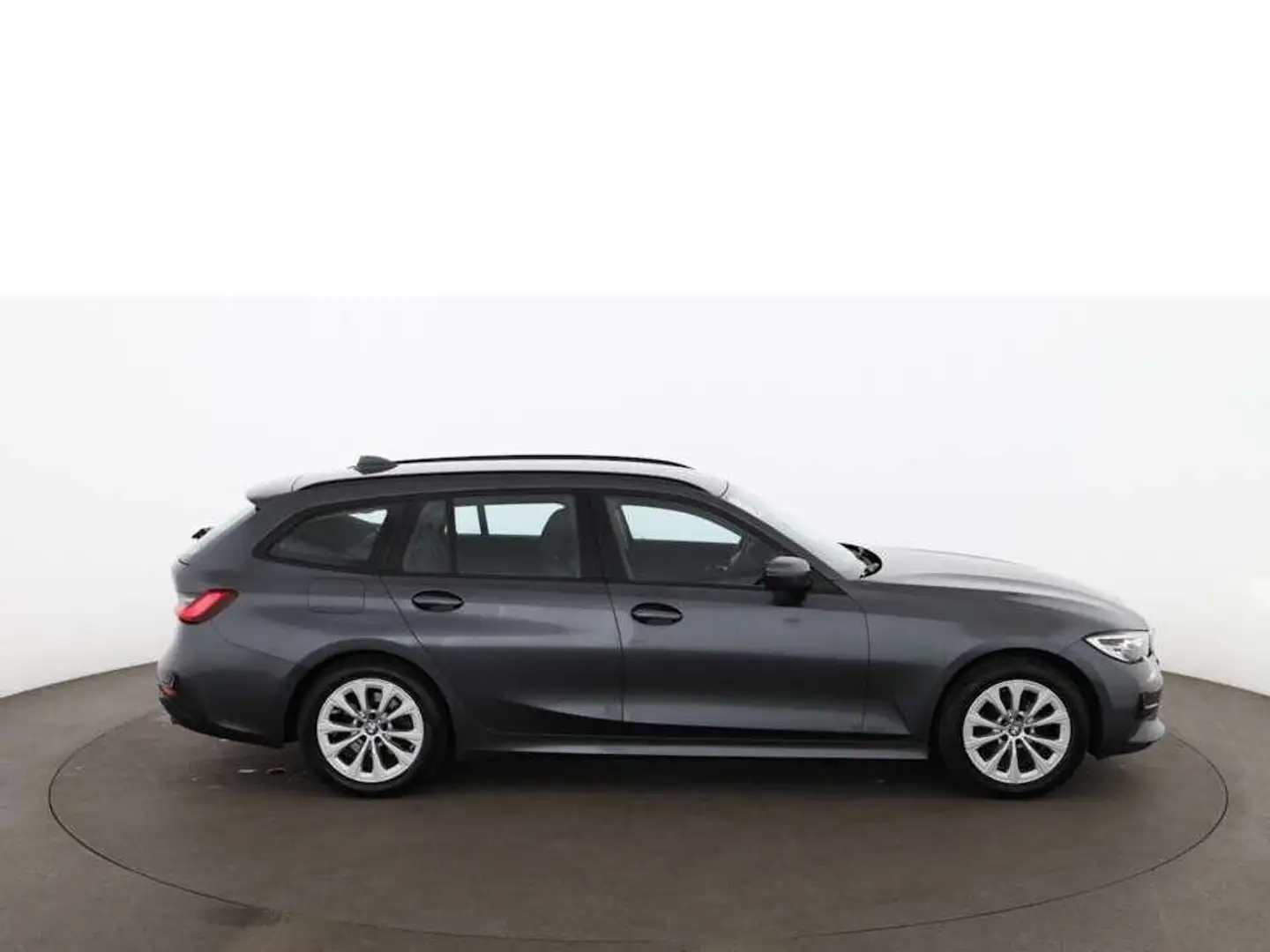 BMW 318 d Touring Advantage Aut LED NAVI LEDER TEMP Grau - 2