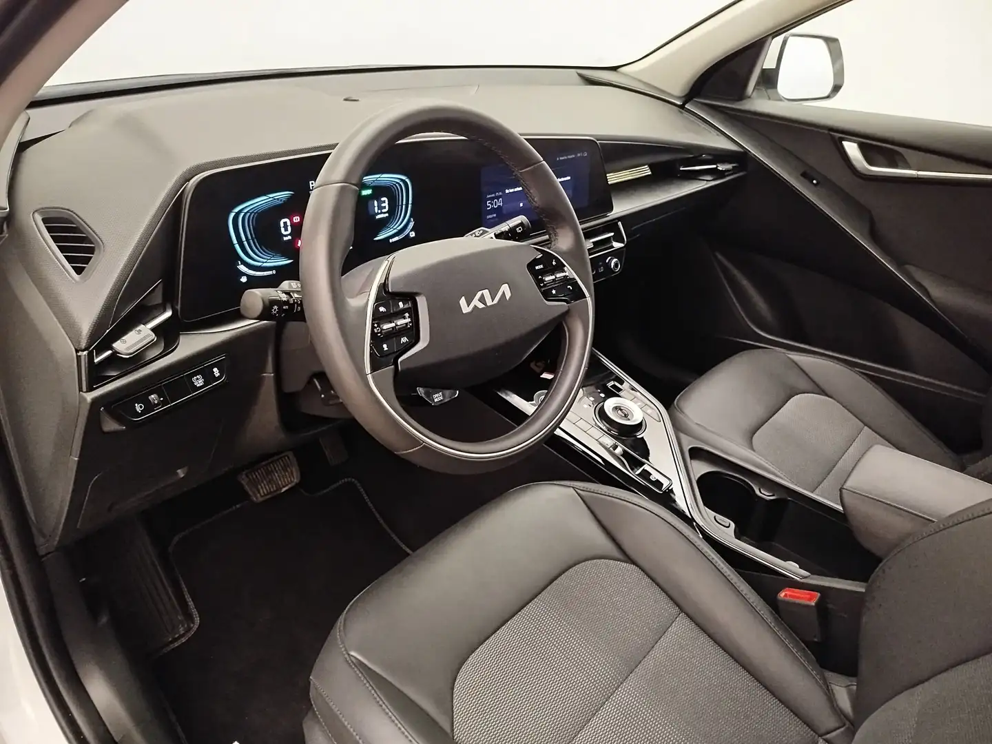 Kia Niro 1.6 GDi HEV 95kW (129CV) Drive Blanco - 2