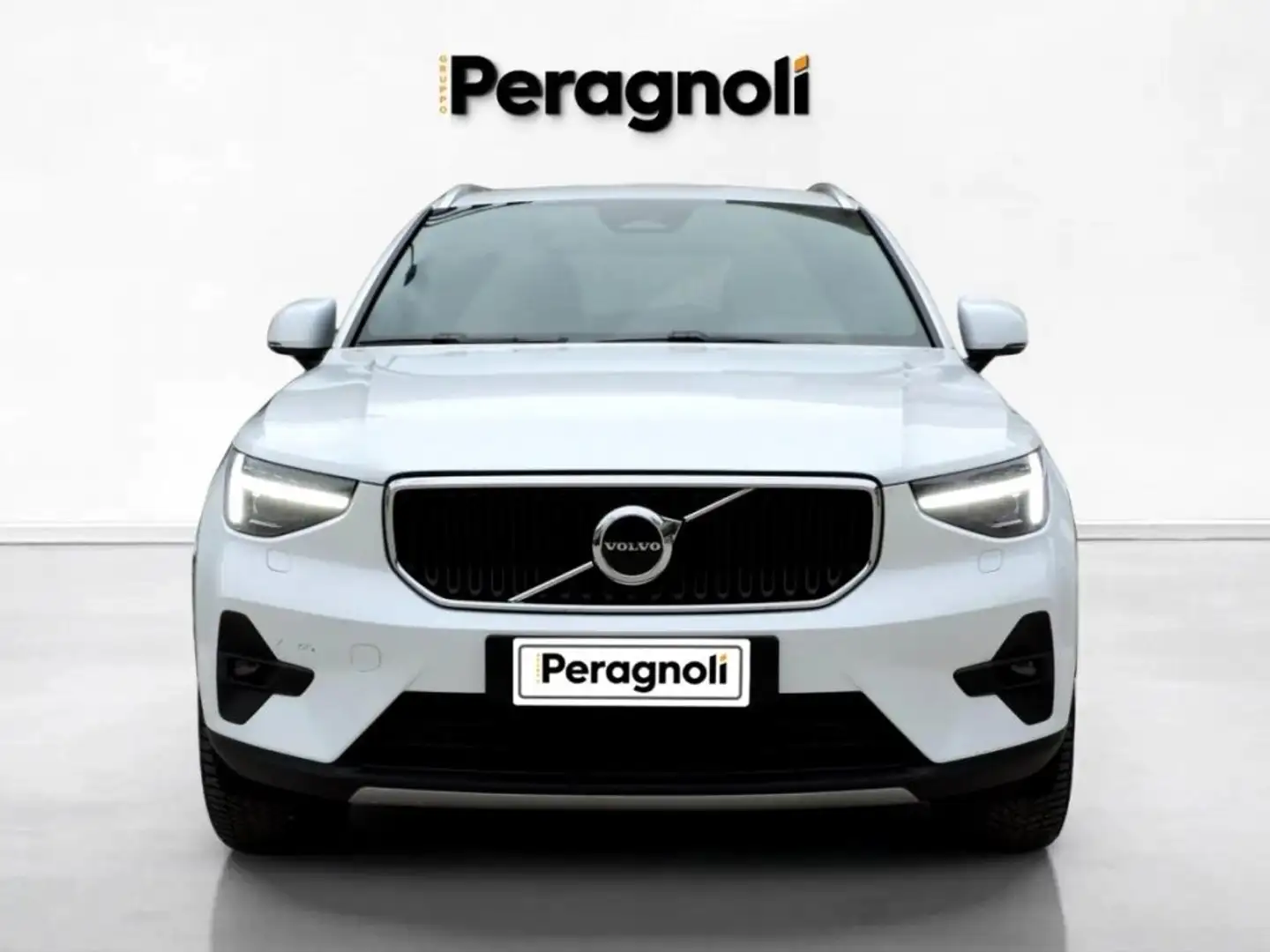 Volvo XC40 B3 CORE AUTOMATICA AZIENDALE Blanco - 2