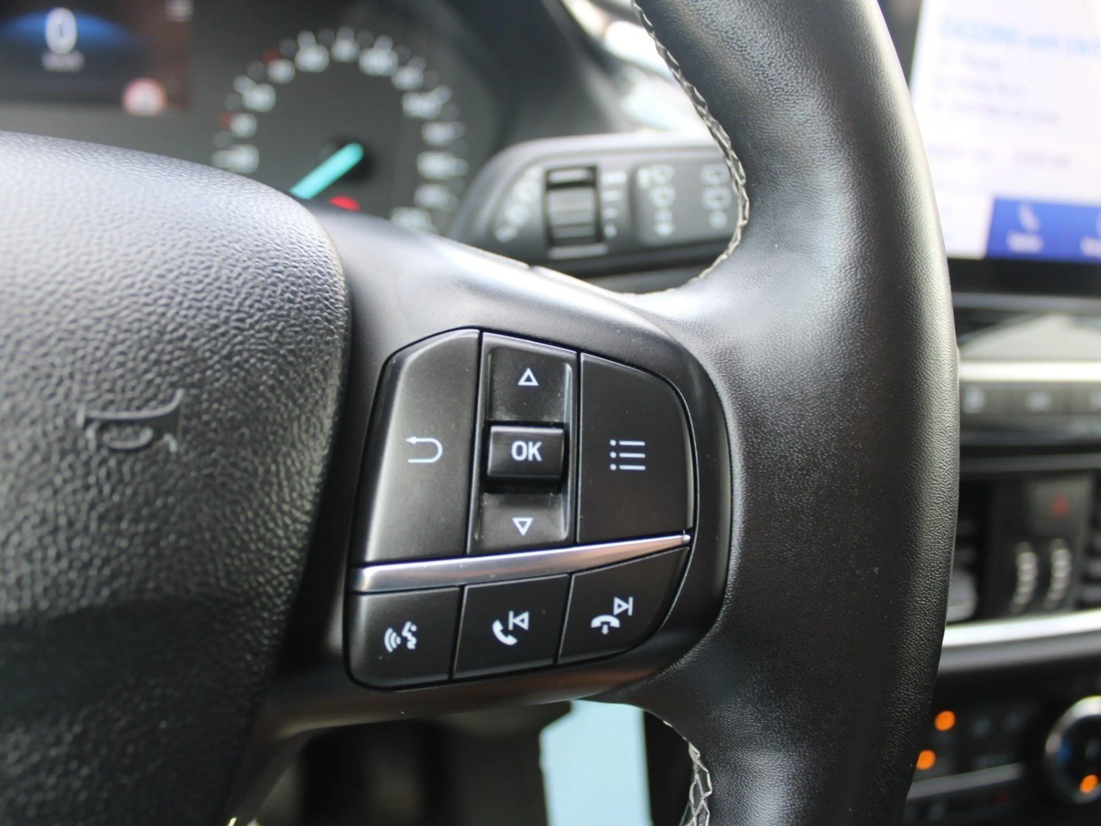 Ford Puma Titanium - Winter-Paket - Carplay — photo 13