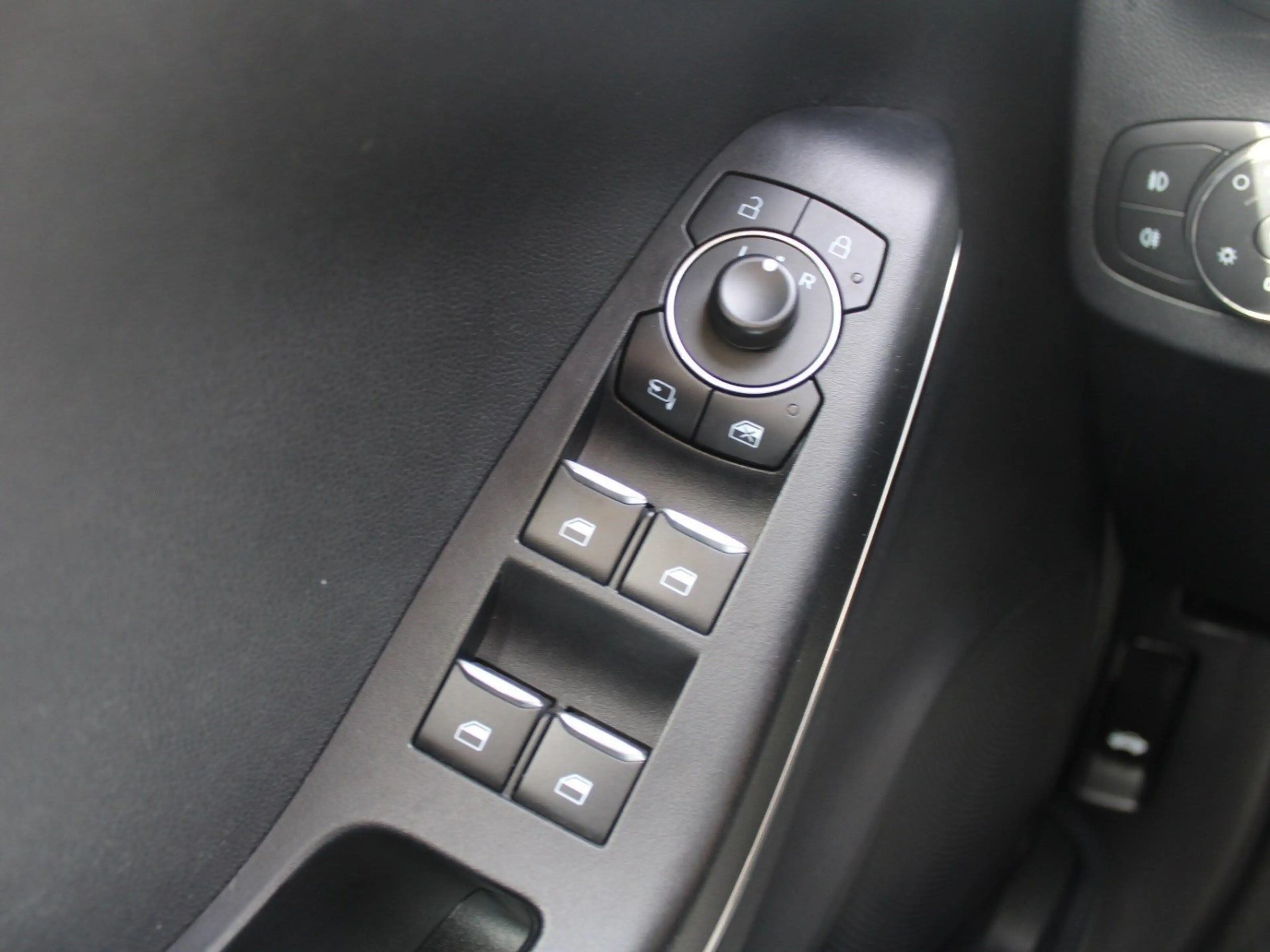 Ford Puma Titanium - Winter-Paket - Carplay — photo 15