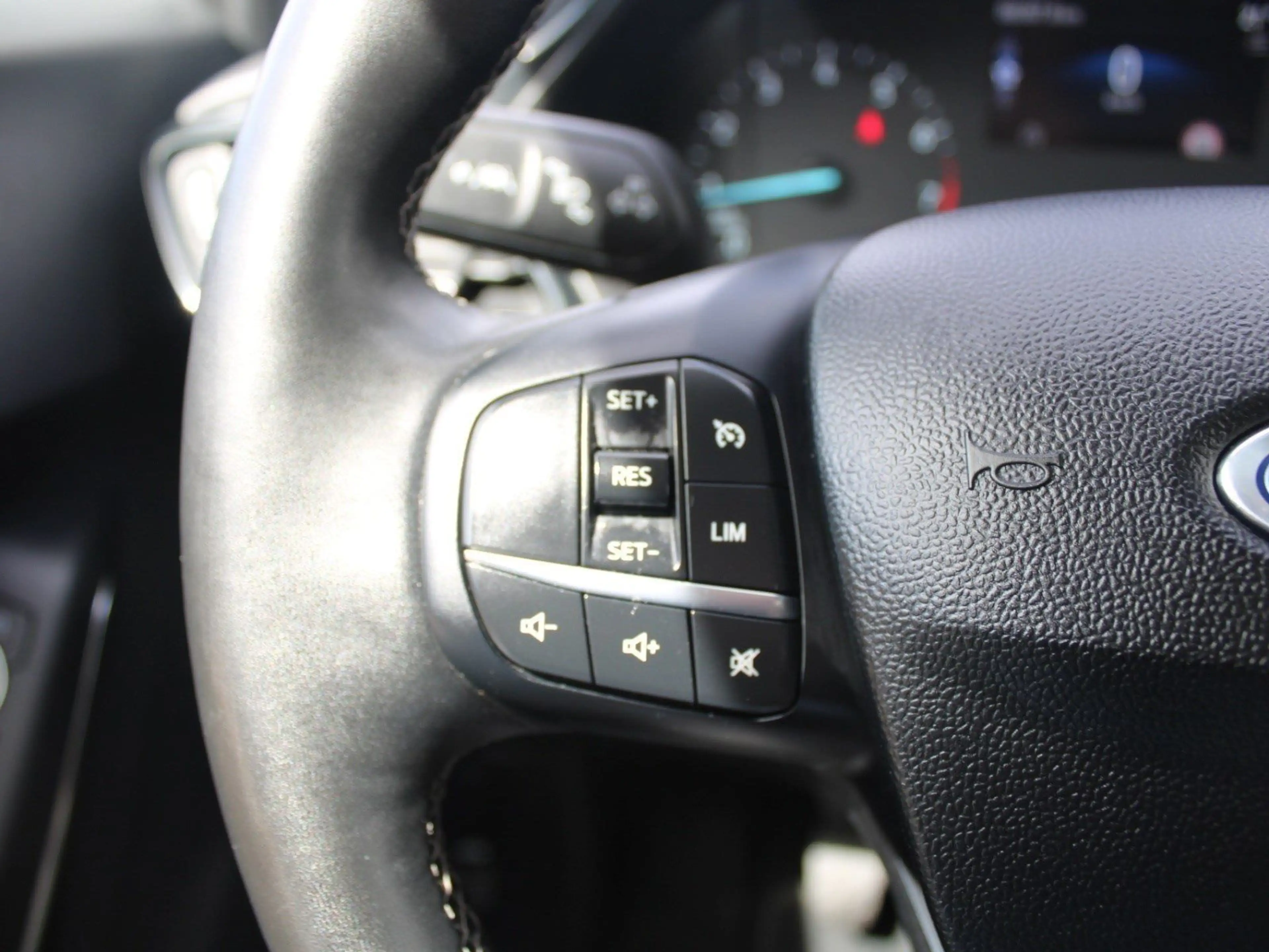 Ford Puma Titanium - Winter-Paket - Carplay — photo 12