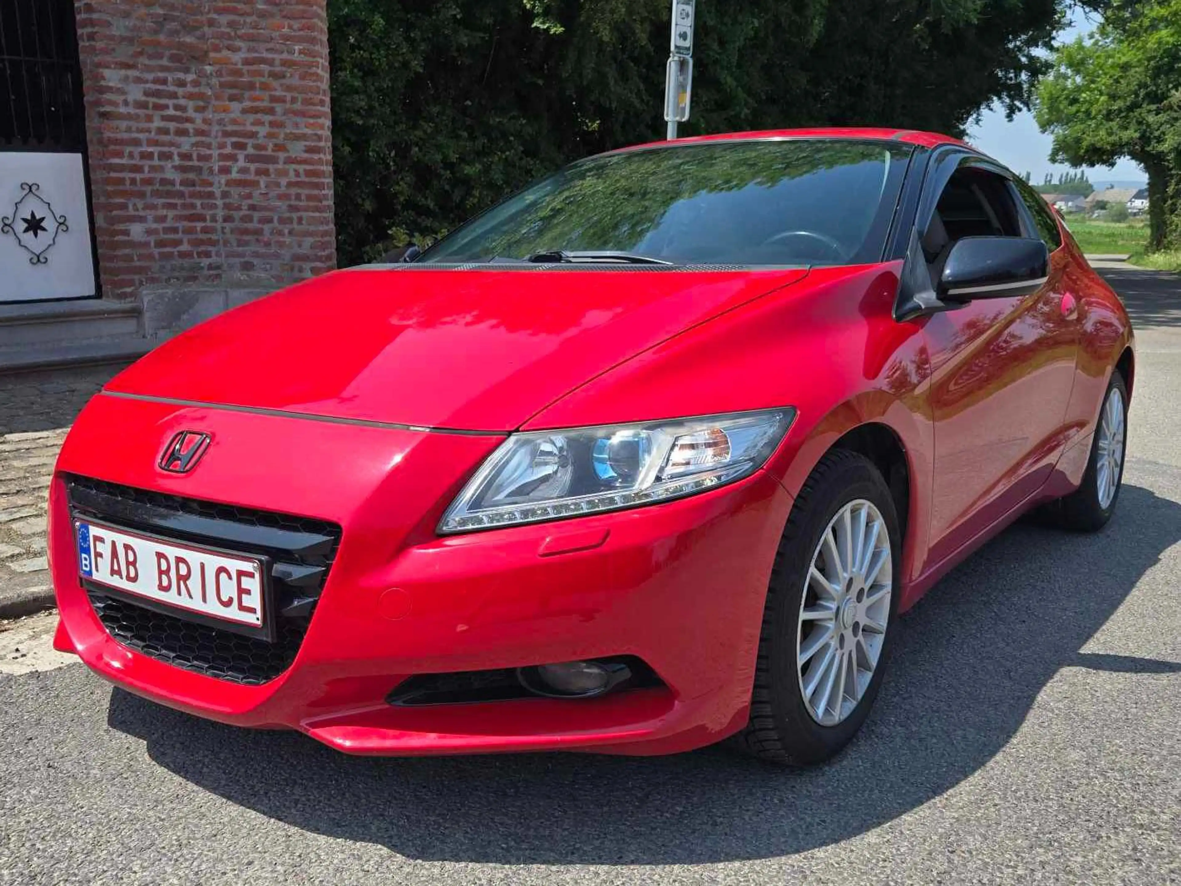 Honda CR-Z 1.5i-VTEC Hybride et surtout très belle