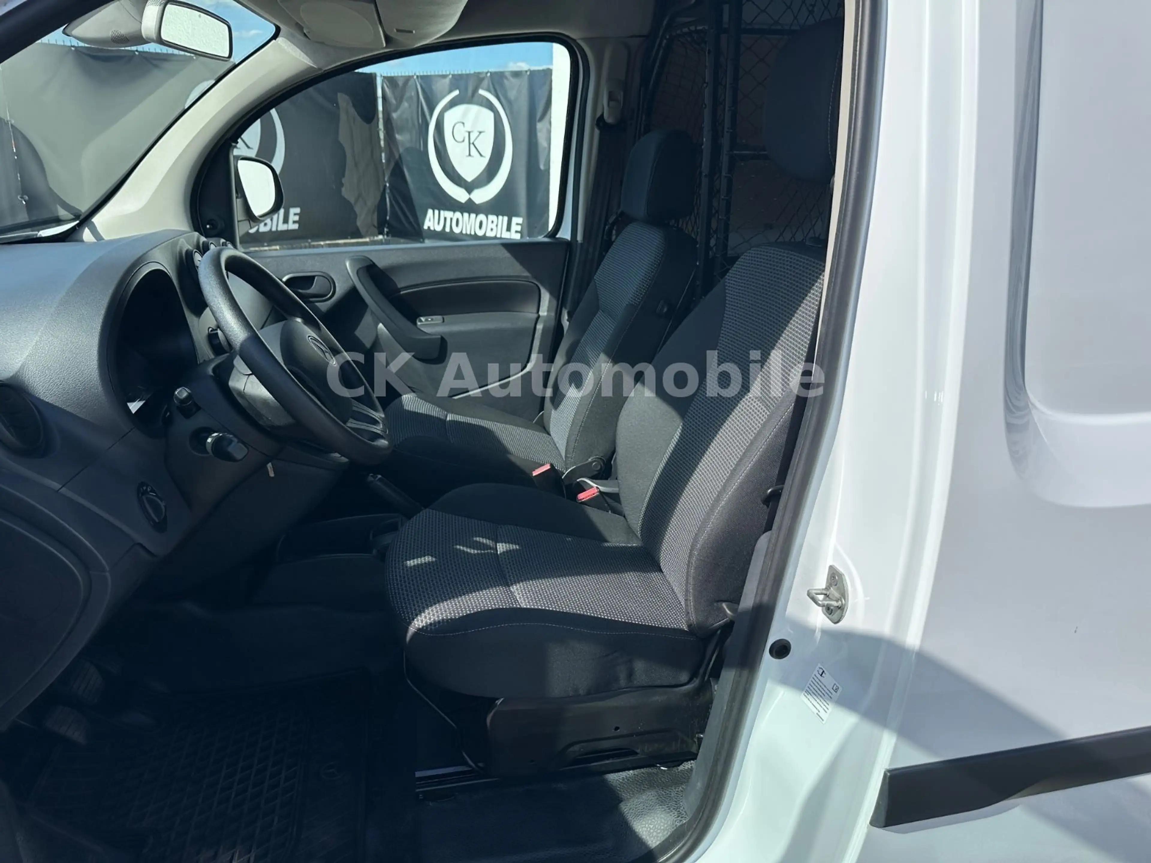 Mercedes-Benz Citan Kasten 111 CDI lang Klima/Kamera/Tempomat — photo 12