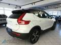 Volvo XC40 T4 R-Design AWD*LED*AHK*NAVI*STHZG* Weiß - thumbnail 4