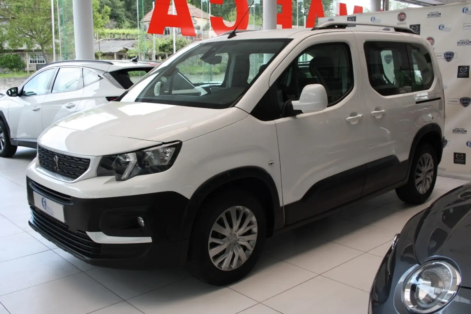 Peugeot Rifter 1.5BlueHDi S&S Standard Active NAV+ 100 Blanco - 1