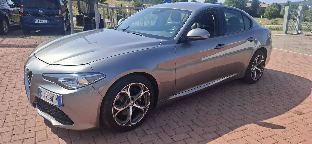 Alfa Romeo Giulia Giulia 2016 2.2 t Veloce Q4 210cv awd auto