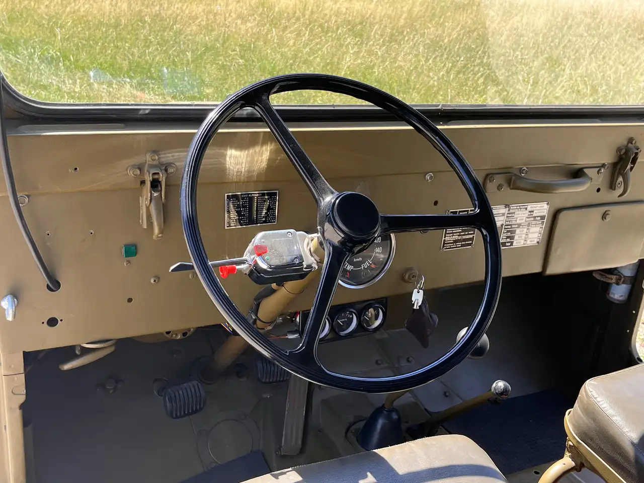 Jeep CJ-5 - Kaiser Jeep Schweizer Militärfahrzeug, foto 3