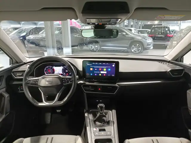 SEAT Leon view 9