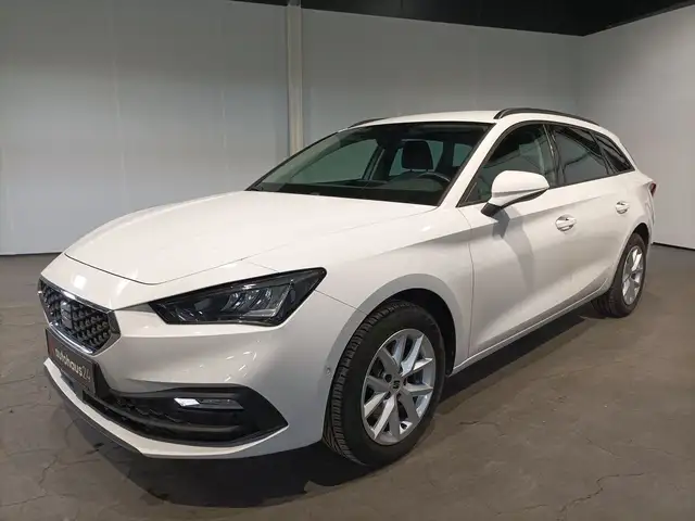 SEAT Leon view 3