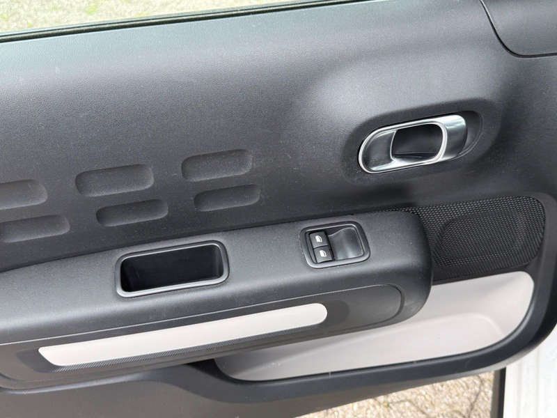 Citroen C3 YOU LED Scheinwerfer DAB Klima — photo 14