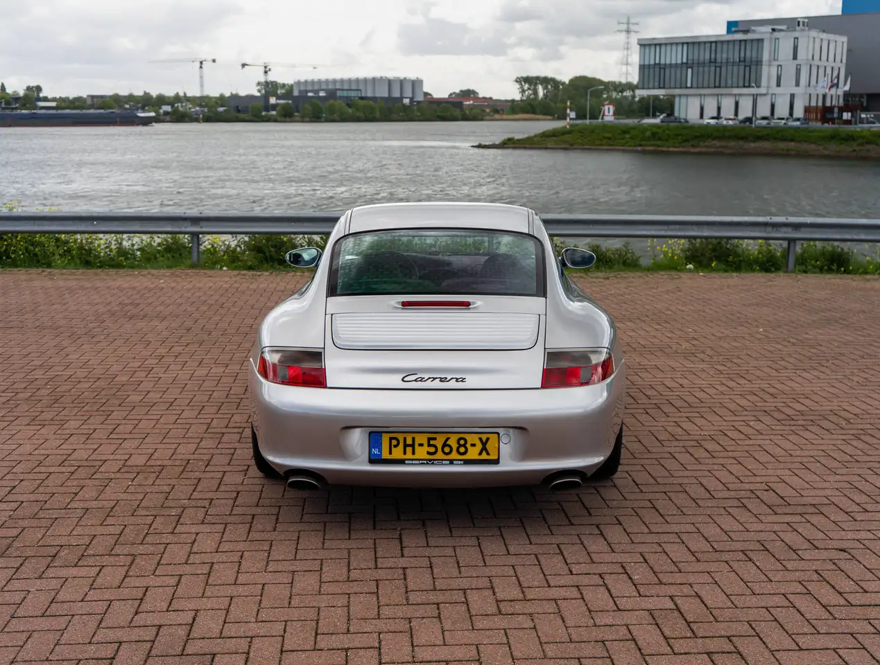 Porsche 911 3.6 Coupé Carrera, foto 6