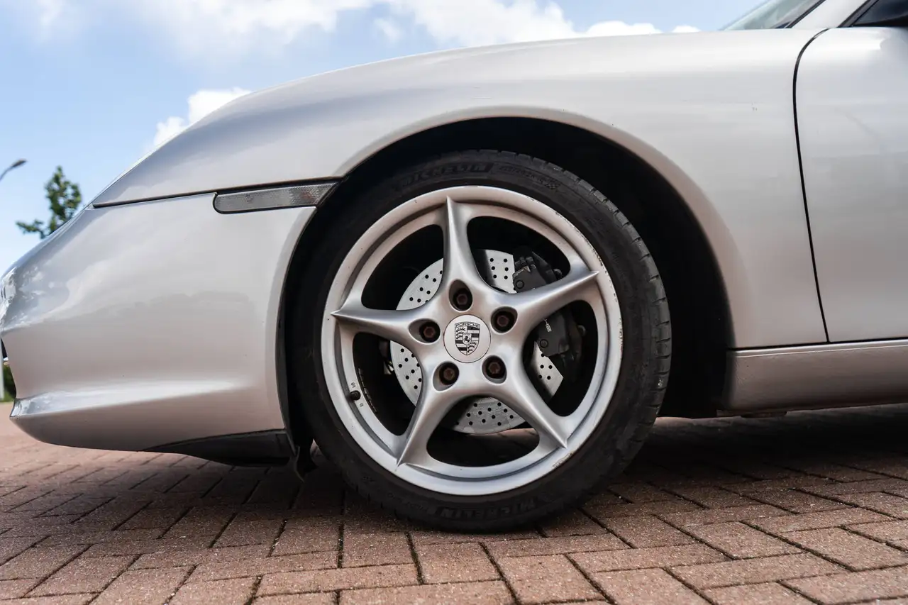 Porsche 911 3.6 Coupé Carrera, foto 12