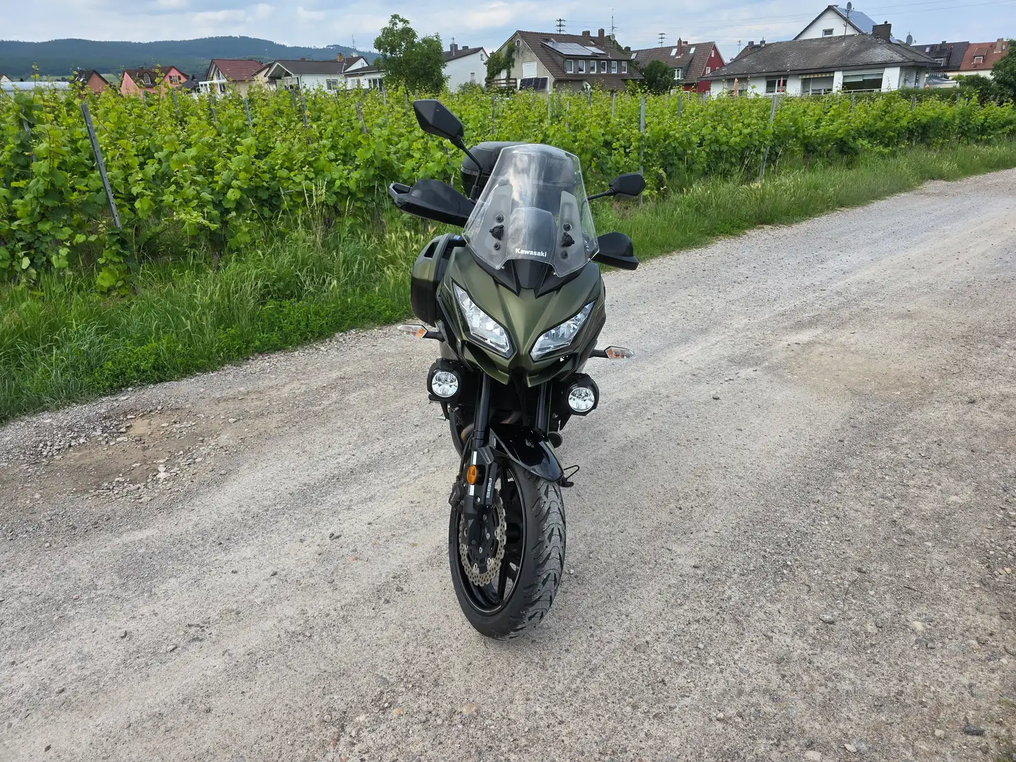 Kawasaki Versys 650 Grand Tourer Khaki MY 2020 Verde - 2