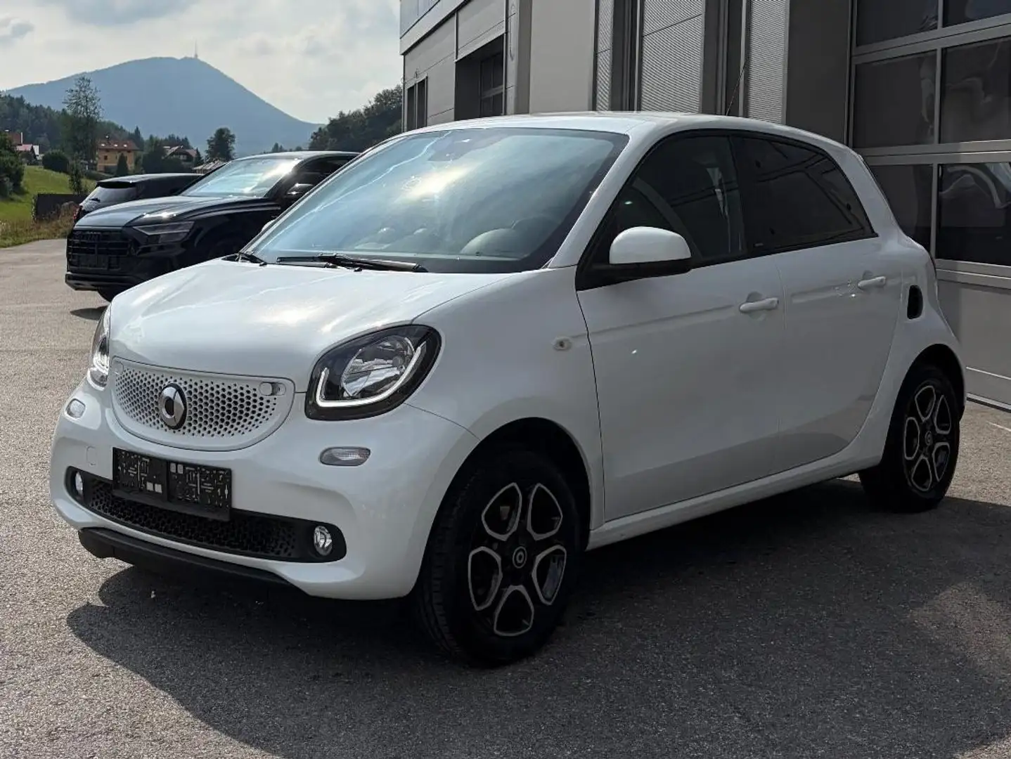 smart forFour 66 kW weitere Bilder in kürze Weiß - 1