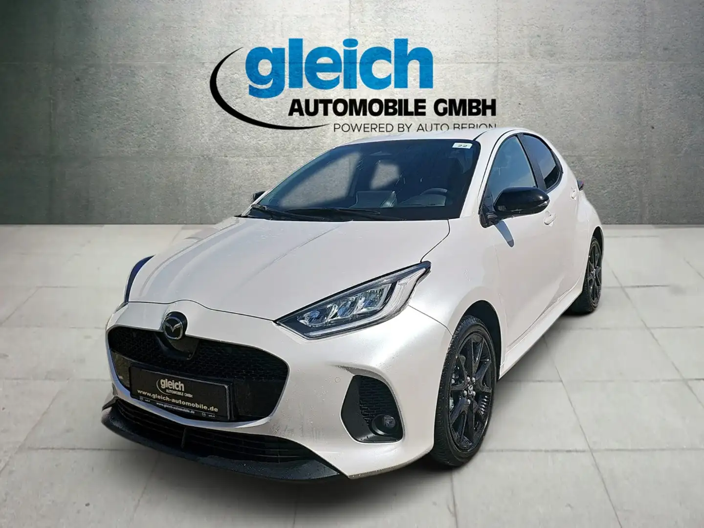 Mazda 2 Hybrid 1.5L VVT-i 116 PS e-CVT FWD HOMURA Weiß - 2