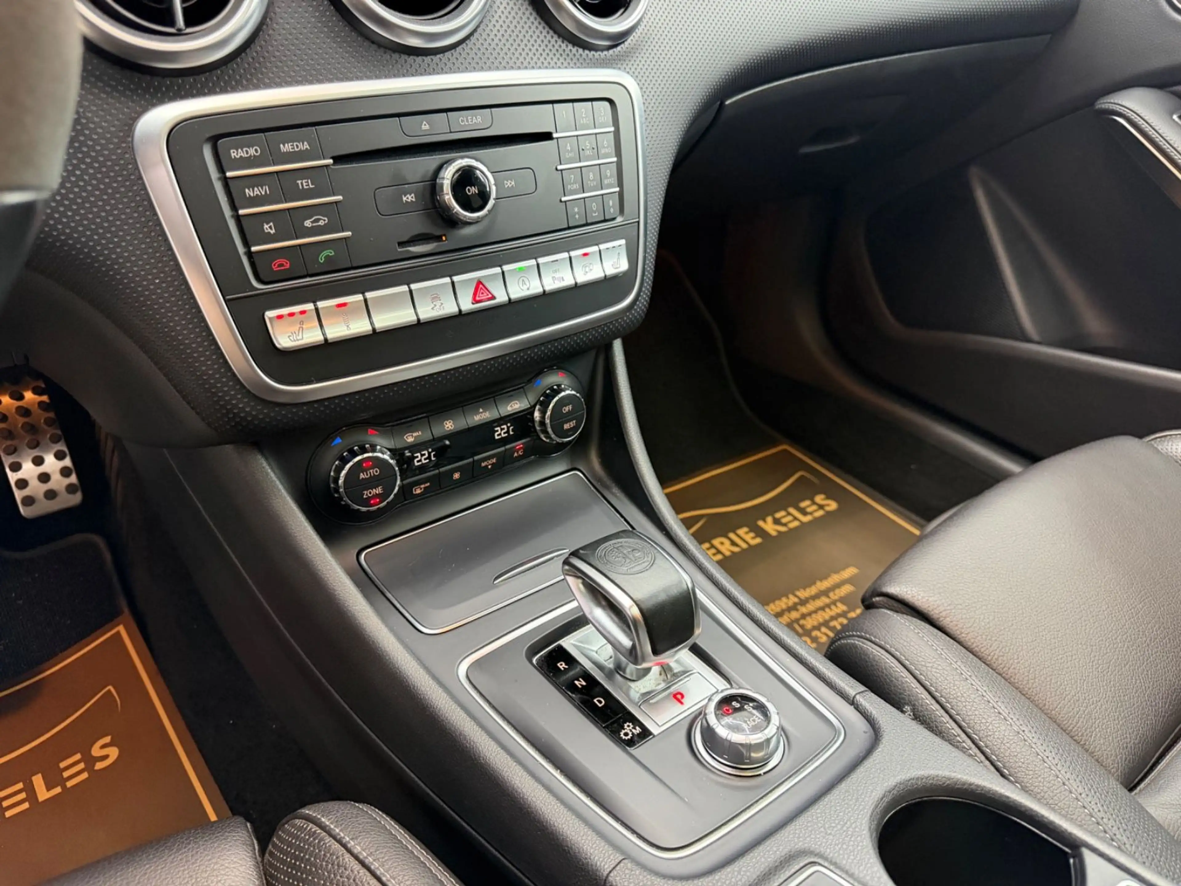 Mercedes-Benz A 45 AMG 45 AMG 4Matic MEMO*PANO*RFK*LEDER*TOTW — photo 14