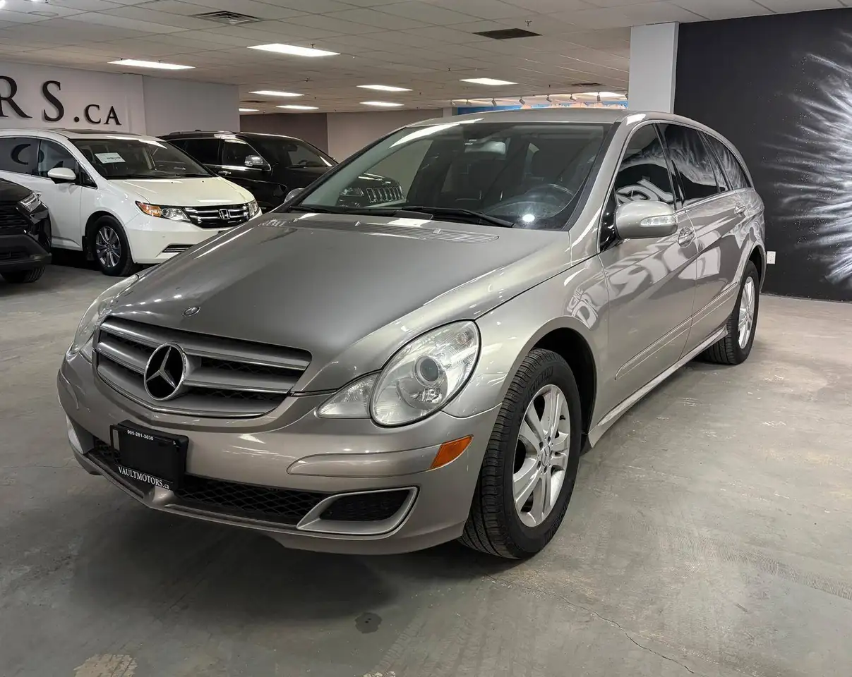 Mercedes-Benz R-Class снимка Mercedes-Benz R-Class