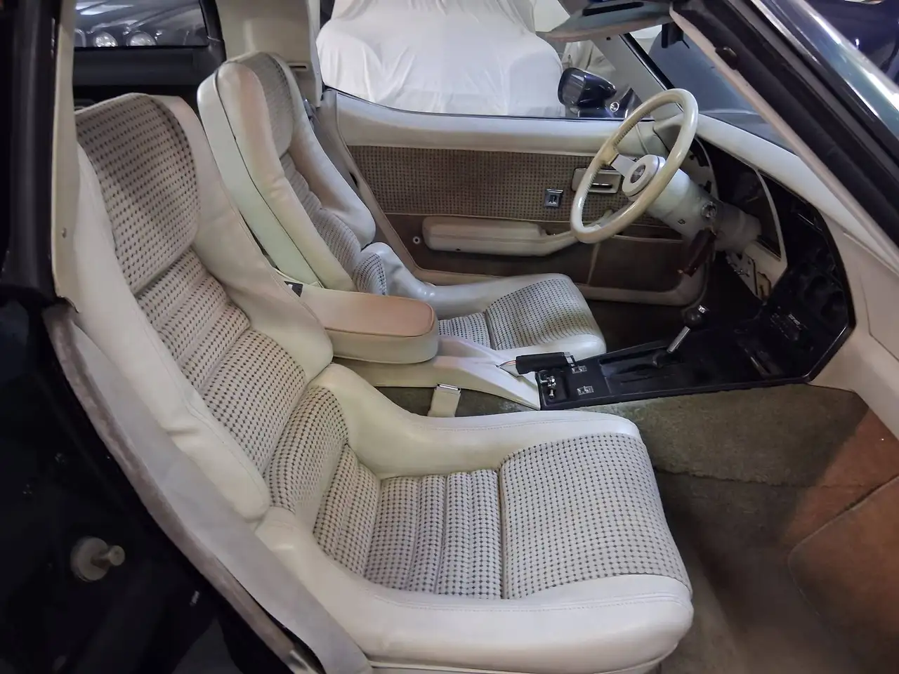 Chevrolet Corvette Bild 13