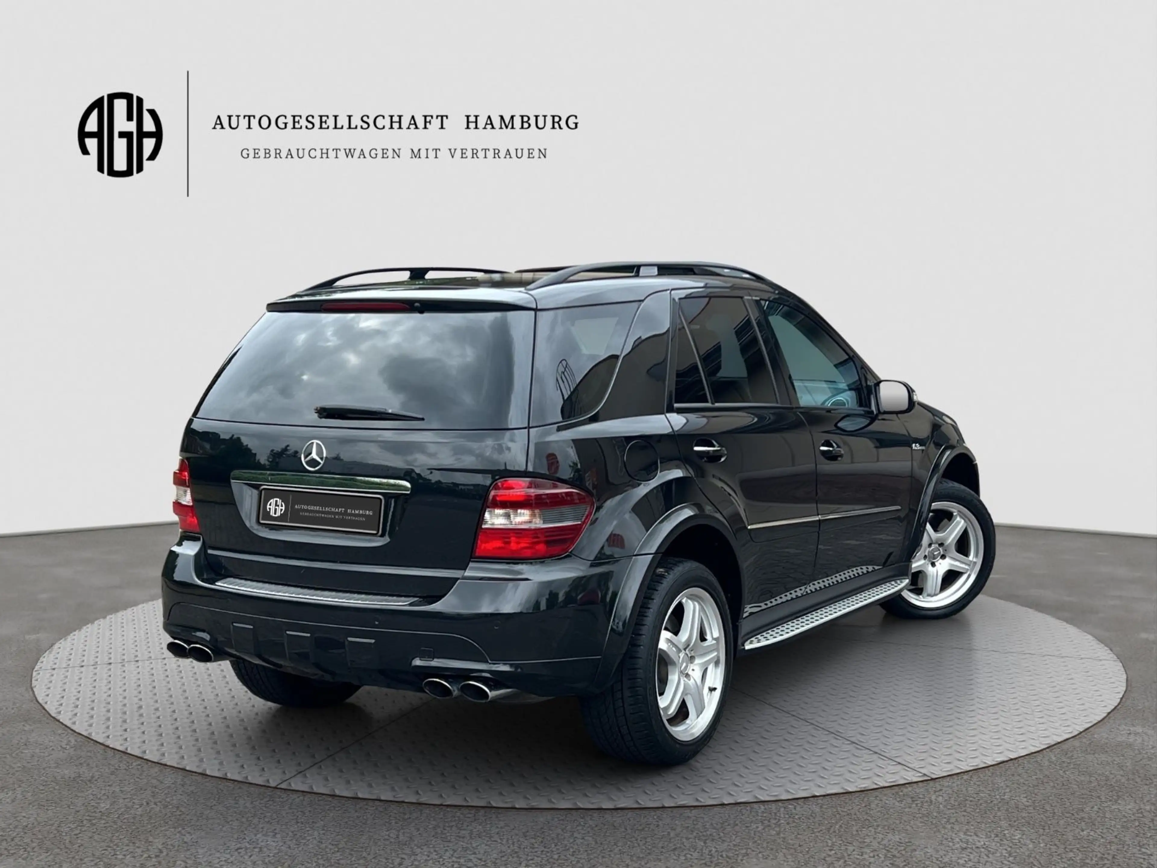 Mercedes-Benz ML 63 AMG 4Matic*1.Hand*MwSt*20"AMG*MB SHeft* — photo 4