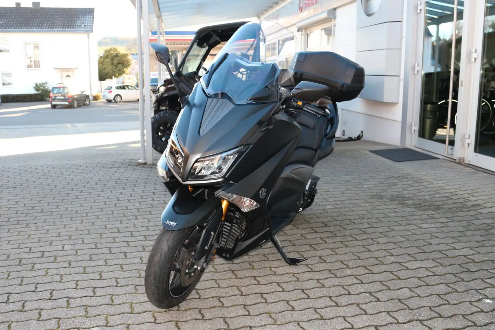 Yamaha TMAX 530 Iron Max Akrapovic Negro - 2