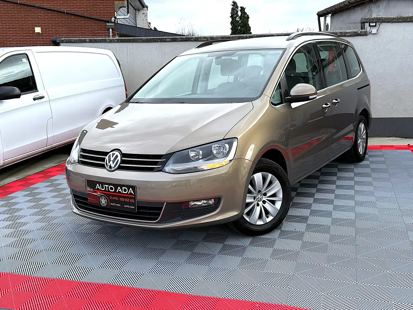 Volkswagen Sharan Sharan 2.0 TDi--AIRCO--GPS--GARANTIE 12 MOIS-- Beżowy - 2