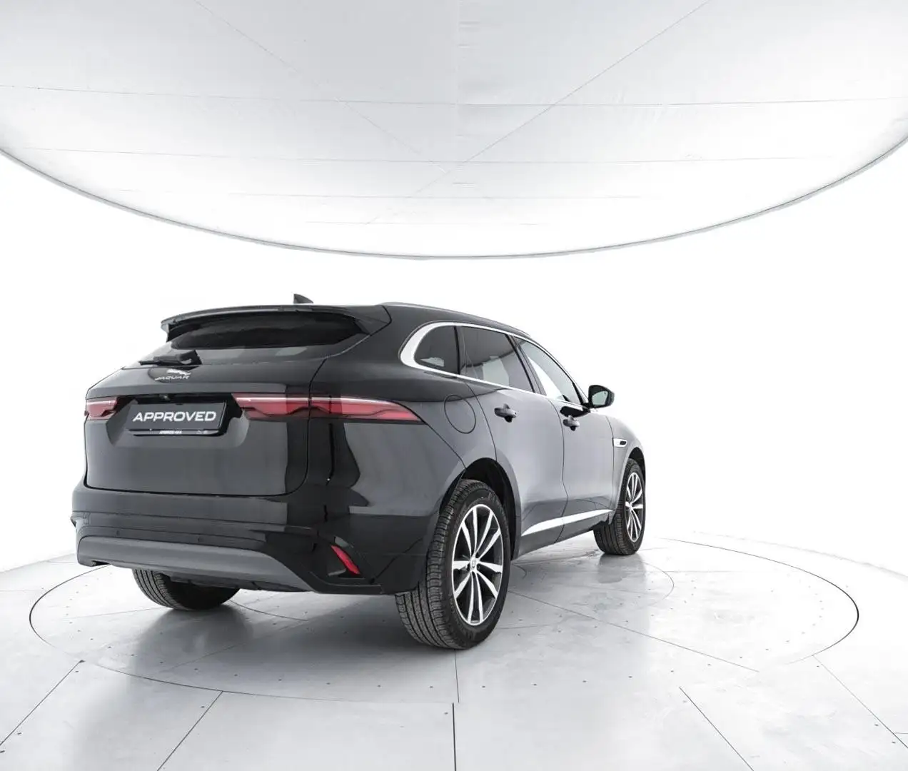 Jaguar F-Pace 2.0D AJ21-D4M AWD 5 Porte SWB R-Dynamic S 204PS Auto Italy 24MY Noir - 2