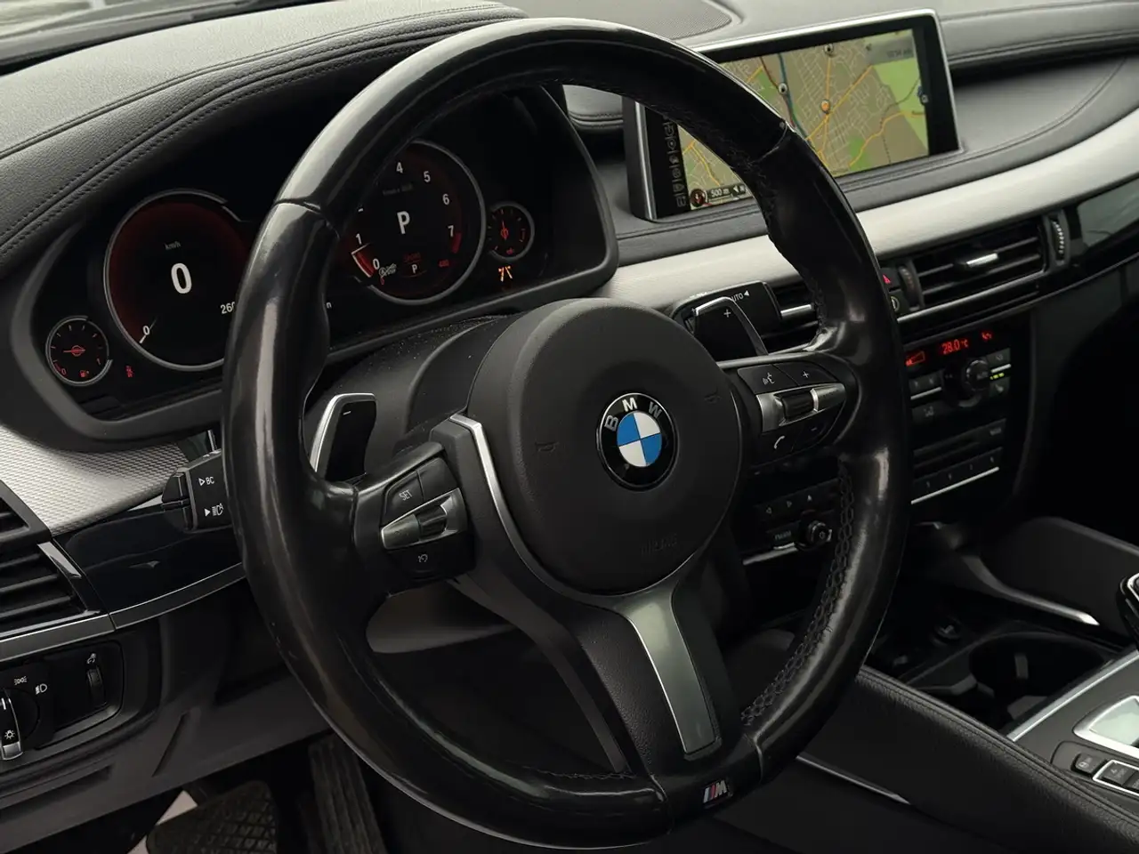 BMW X6 снимка BMW X6