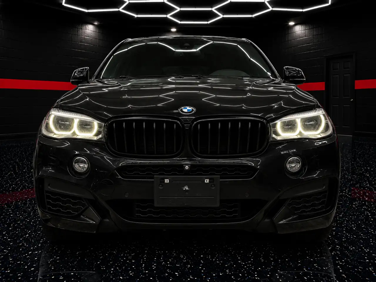 BMW X6 снимка BMW X6