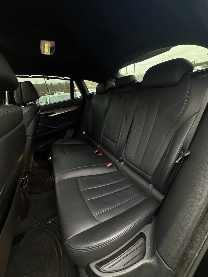 BMW X6 снимка BMW X6